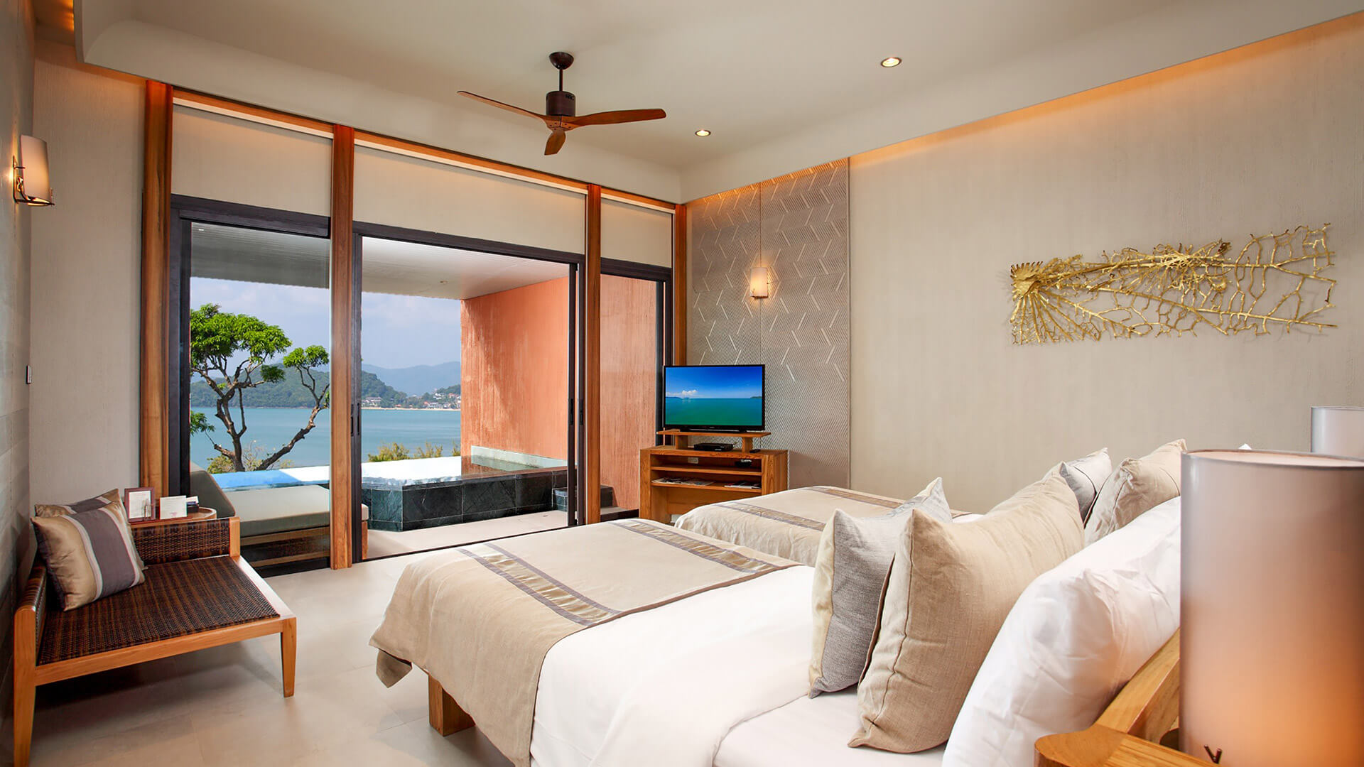 6 Star Hotel in Phuket Pool Suites West With Andaman Ocean View