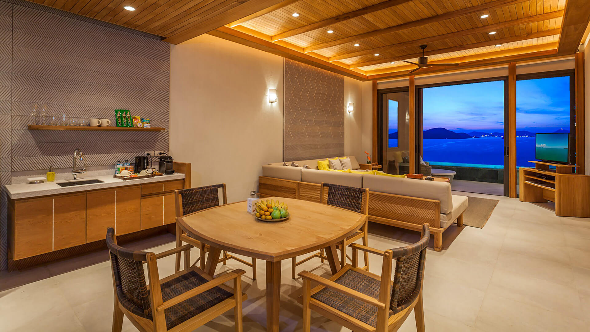 Phuket Penthouse With Andaman Ocean View Luxury Hotel Pool Villas View